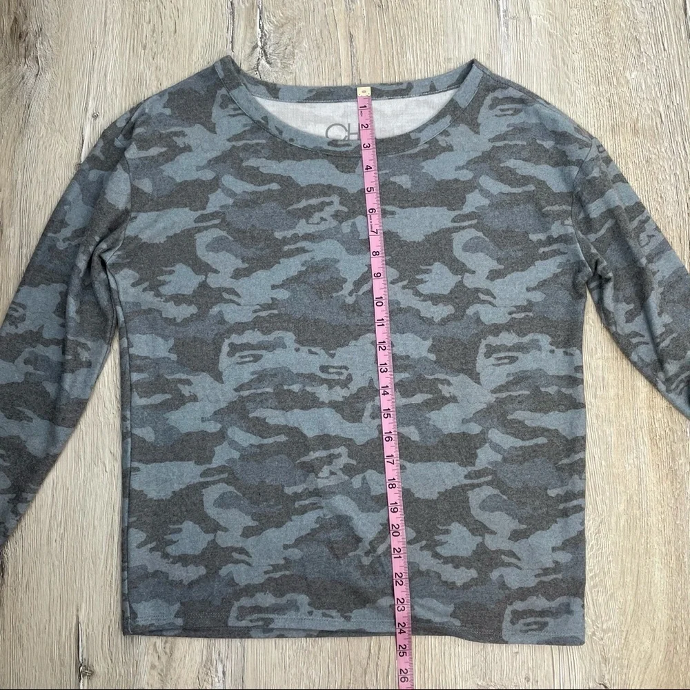 Chaser Camo Pullover Sweater Sz Medium